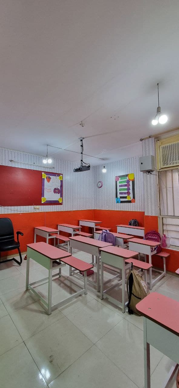 پیش دبستانی و دبستان غیر دولتی آموزش پیشرو
