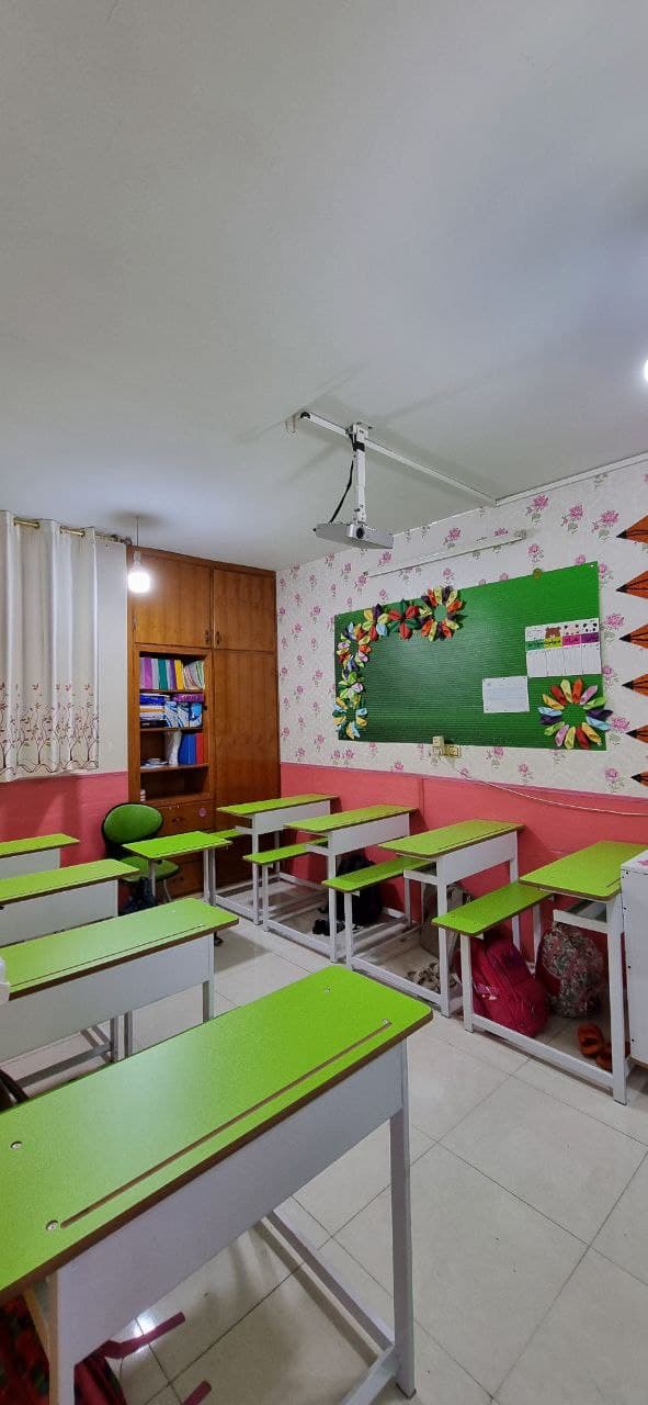 پیش دبستانی و دبستان غیر دولتی آموزش پیشرو